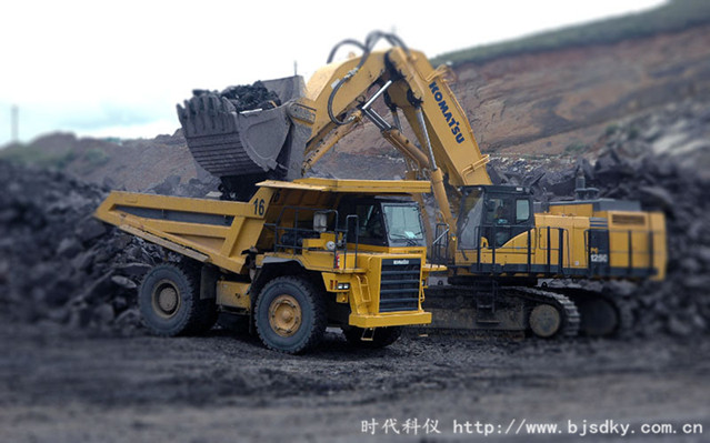 空壓機應用行業分析-3-時代科儀-采礦_副本.jpg 空壓機應用行業分析-3-時代科儀-采礦_副本.jpg